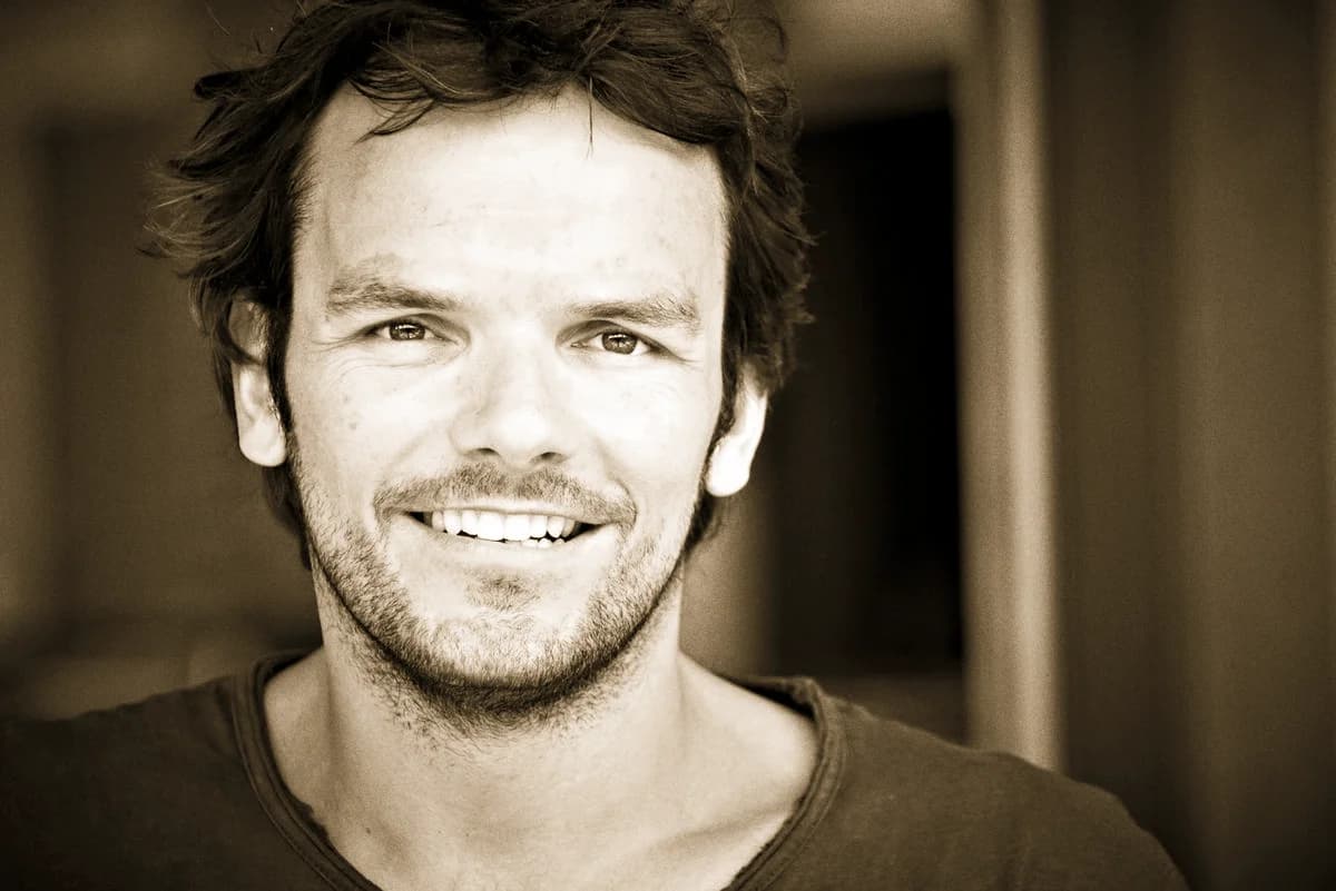 Steffen Henssler Frau: Steffen Henssler — Pressefoto Hamburger TV-Koch (Grill den Henssler)